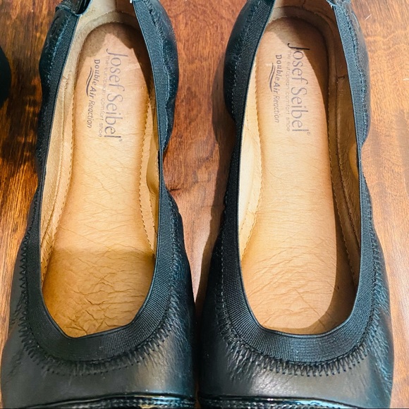 Josef Seibel european comfort shoe/black shiny toe - Picture 6 of 9